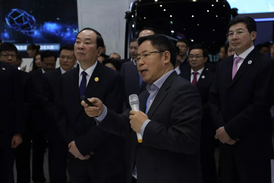 1541639388722393.jpg 1541639388722393.jpg